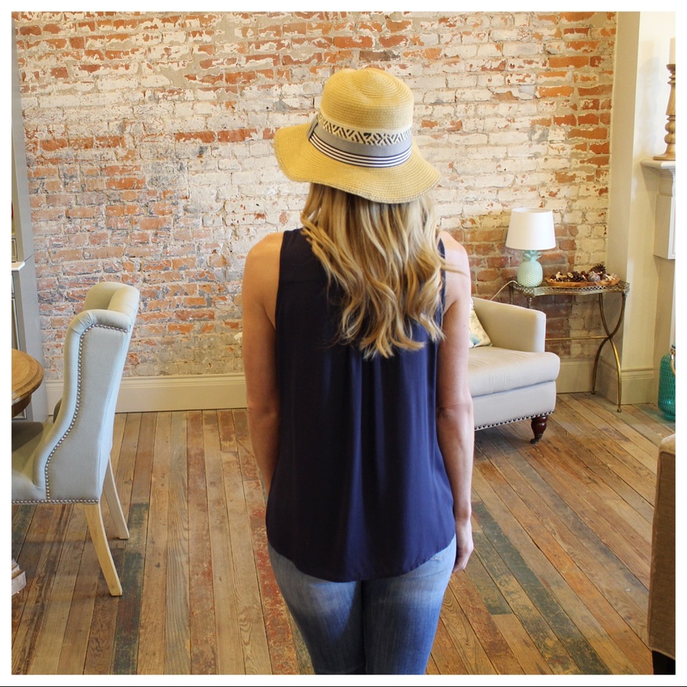 ✨LAST✨Navy embroidered sleeveless ruffle top - Picture 8 of 8